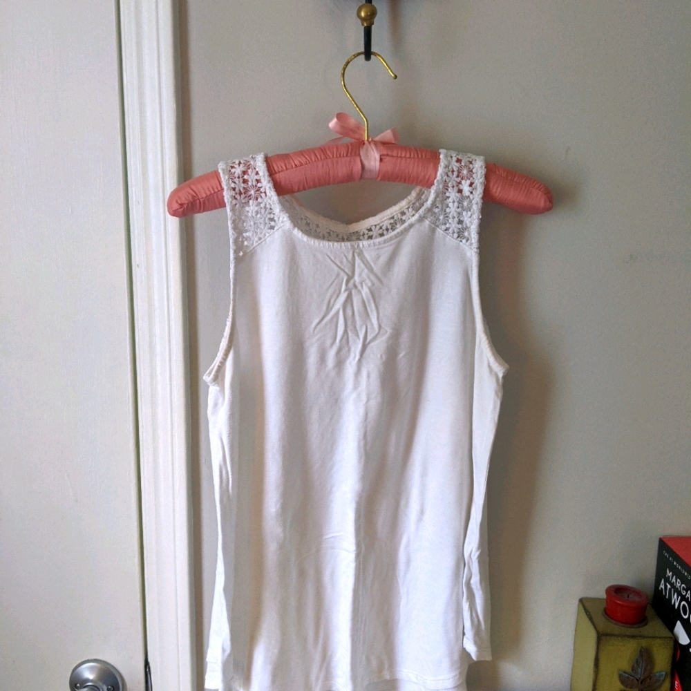 White knit detail tank top